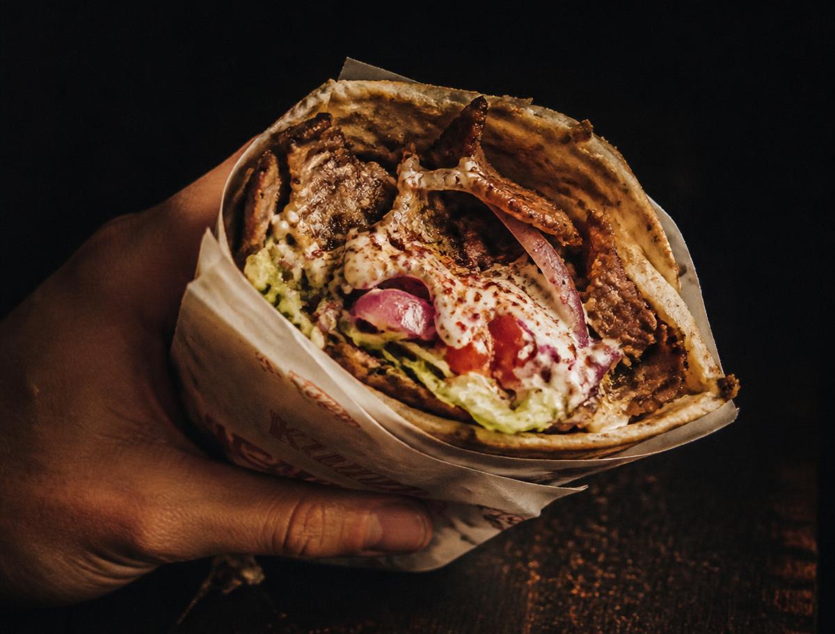 Dürüm kebab rullet i papir